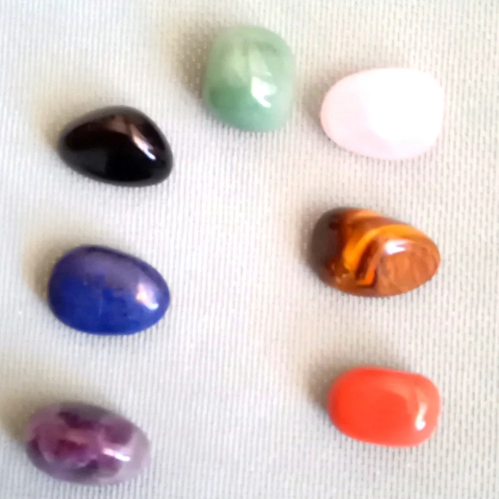 LAPIS LAZULI PENDANT NECKLACE WITH 7 CHAKRA TUMBLED GEMSTONES - Picture 4 of 6